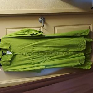 Long hi-low dress with button sleeve